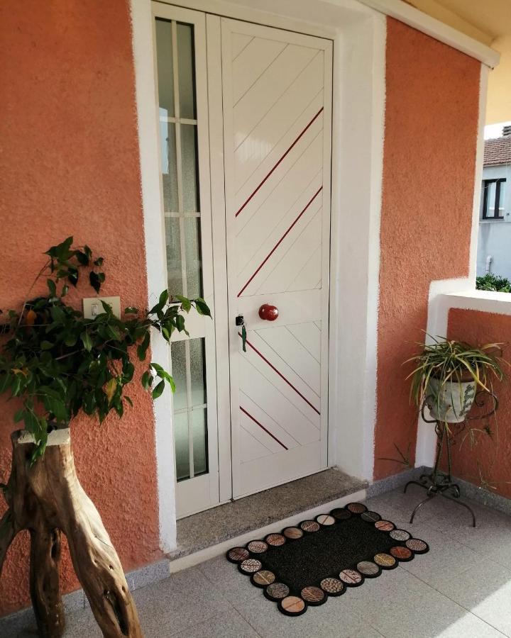 Appartamento Moderno Rustico Olbia Luaran gambar