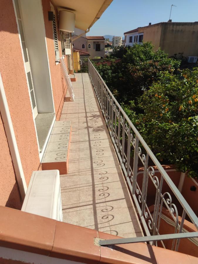 Appartamento Moderno Rustico Olbia Luaran gambar