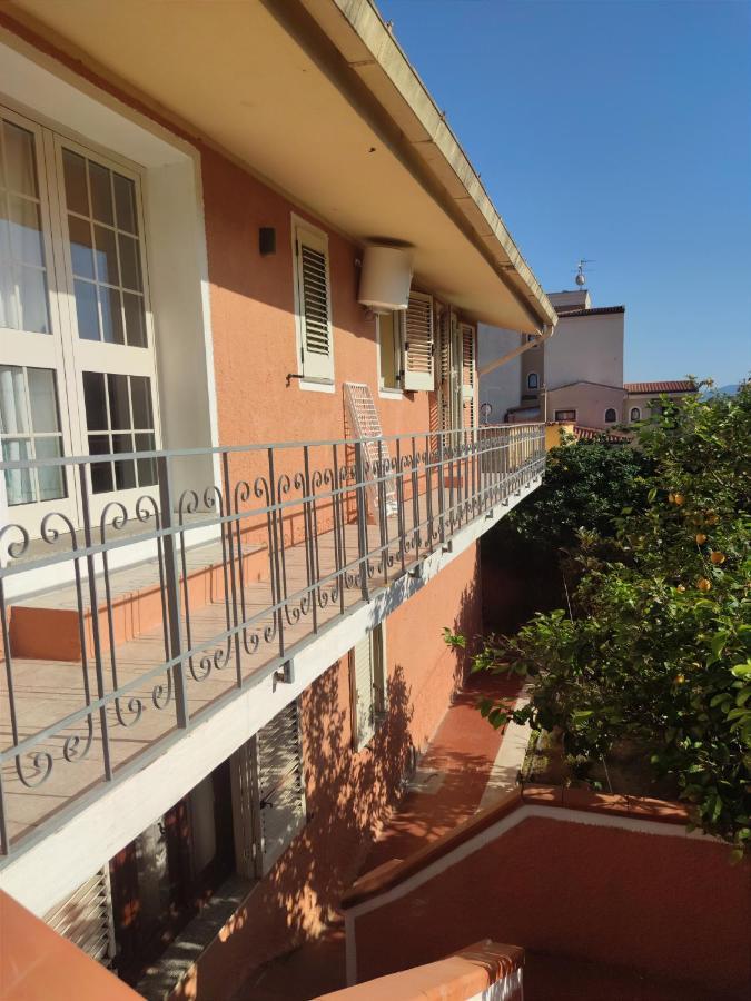 Appartamento Moderno Rustico Olbia Luaran gambar